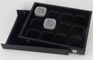 8) Coffret pour 12 boites à membrane 39 mm- Objet précieux